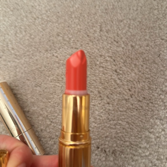 Charlotte tilbury lipstick in hot Emily bundle EUC - Picture 2 of 5
